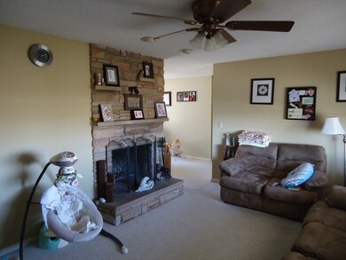 981 Elm Place, Princeton, IL 61356 - photo 2