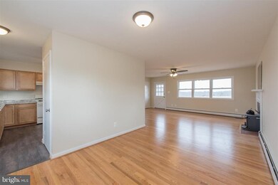 5122 Bushey Rd, Sykesville, MD 21784 - photo 6