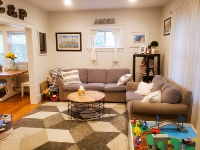 9 Menotomy Rd unit 1, Arlington, MA 02476 - photo 2