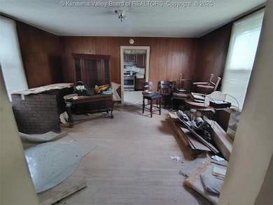 1424 3rd Ave, Charleston, WV 25387 - photo 6