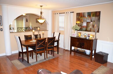 461 Leverett Ave, Staten Island, NY 10308 - photo 7