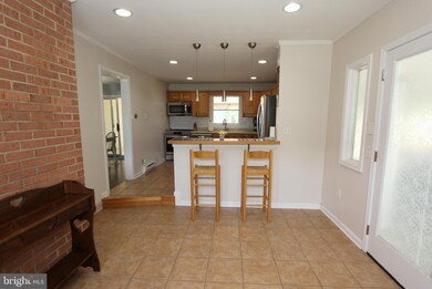 25 William St, Walkersville, MD 21793 - photo 7