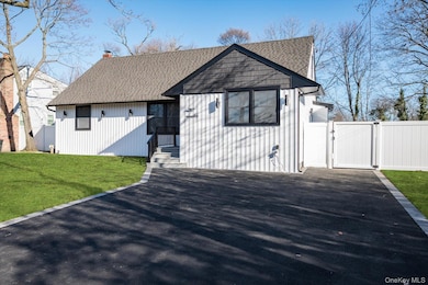 41 Embargo Place, North Babylon, NY 11703 - photo 4