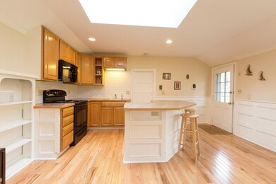 1433 Massachusetts Ave unit A, Lexington, MA 02420 - photo 4