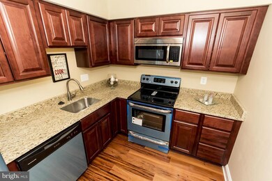 11125 Slalom Ln, Columbia, MD 21044 - photo 3