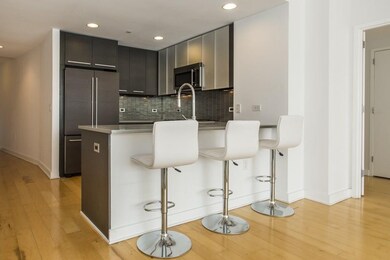 Crystal Point unit 3304, Jersey City, NJ 07302 - photo 5