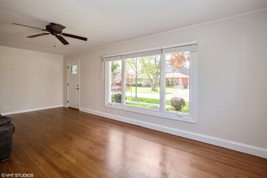 2128 Chase Ave, Des Plaines, IL 60018 - photo 3