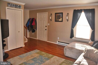 2018 Aspen Ln, Columbia, PA 17512 - photo 3