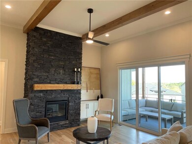 9019 Freedom Cir, Lenexa, KS 66227 - photo 4