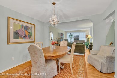 Dining Rm