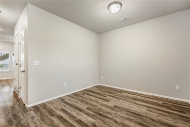Flexible space, make it dining room or office
