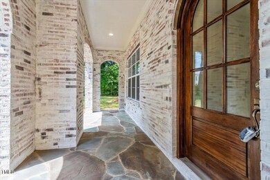 05-3302.5 Hall Place [2153293]_05