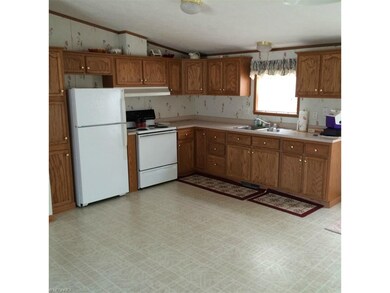 46301 Kelly Ave, East Liverpool, OH 43920 - photo 5