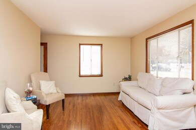 6505 Monroe Ave, Sykesville, MD 21784 - photo 3