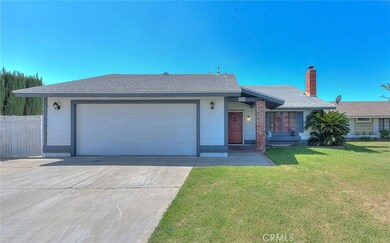 Drive has plenty of room for parking and RV parking