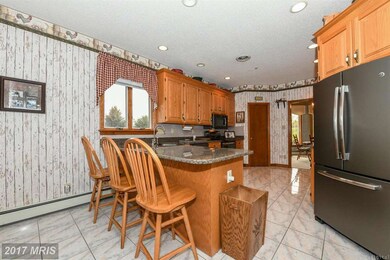 415 Lindman Dr, Chambersburg, PA 17202 - photo 7