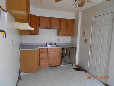 626 Roth Ave, Columbus, OH 43228 - photo 3