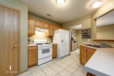 465 Richland Creek Ave, Elkins, AR 72727 - photo 7