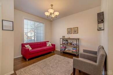 19505 Meadowbrook Dr, Bend, OR 97702 - photo 4