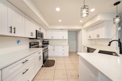 4767 Ridgemoor Cir, Palm Harbor, FL 34685 - photo 4