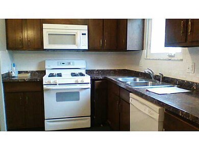 1710 Carrigallen Ln, Columbus, OH 43228 - photo 6