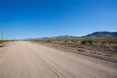 012 Bacobi Rd, Golden Valley, AZ 86413 - photo 5