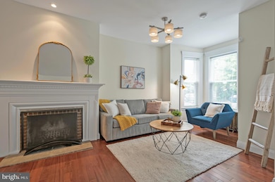 21 7th St NE, Washington, DC 20002 - photo 2