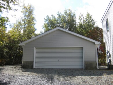 241 Lookout Dr, Albrightsville, PA 18210 - photo 2