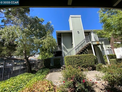 205 Compton Cir unit B, San Ramon, CA 94583 - photo 2