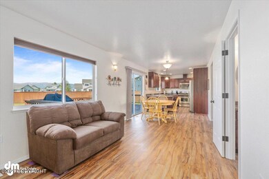 family room off dining