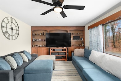 19 Cedarcrest Dr, Preston, CT 06365 - photo 6