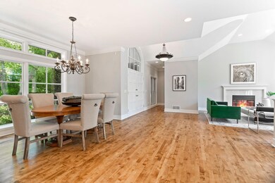 4902 Woodhurst Ln, Minnetonka, MN 55345 - photo 6