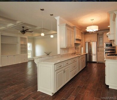 304 Conifer Ct, Dothan, AL 36305 - photo 3