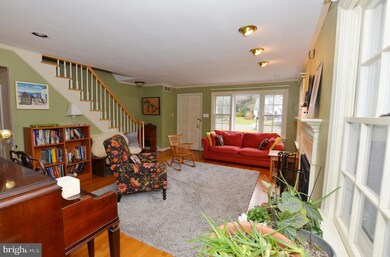 306 Marlyn Ln, Wallingford, PA 19086 - photo 6