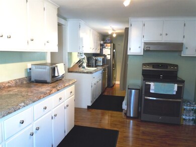 6 Norton St, Nashua, NH 03064 - photo 3