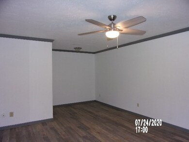 4054 Summit Holmesville Rd, McComb, MS 39648 - photo 3