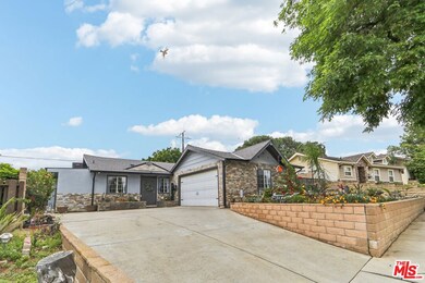 13243 Leach St, Sylmar, CA 91342 - photo 3