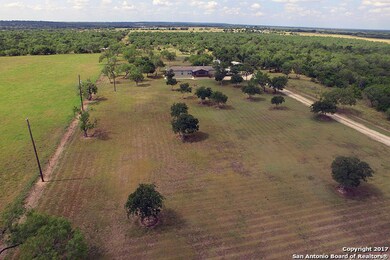 337 County Road 363, Hondo, TX 78861 - photo 6
