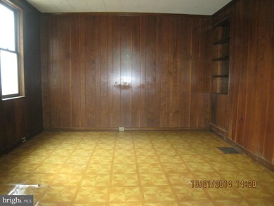 321 E Liberty St, Chambersburg, PA 17201 - photo 4