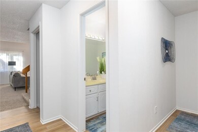 4940 W Park Dr unit 113, West Des Moines, IA 50266 - photo 3