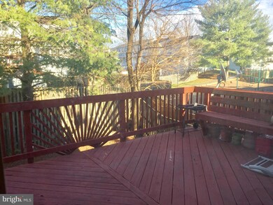 1359 Elm Grove Cir, Silver Spring, MD 20905 - photo 5