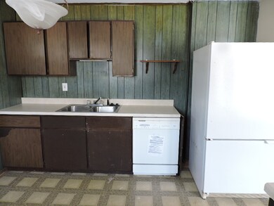 1714 Papoose Rd, Carpentersville, IL 60110 - photo 4