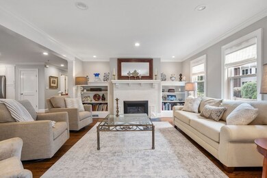 98 Manet Rd unit 1, Chestnut Hill, MA 02467 - photo 2