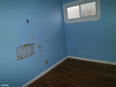 206 Canary Ln, Mount Holly, NJ 08060 - photo 6