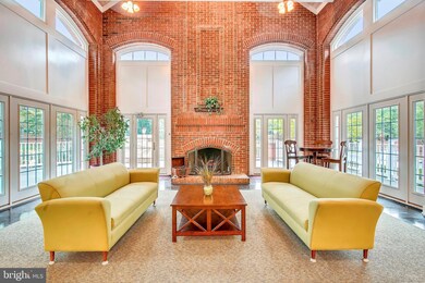 5812 Inman Park Cir unit 220, Rockville, MD 20852 - photo 6