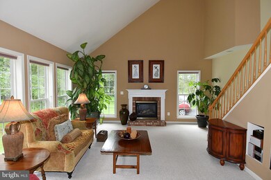 5356 Chandley Farm Cir, Centreville, VA 20120 - photo 4