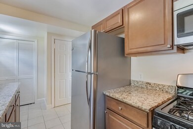 6304 Carrington Ct, Capitol Heights, MD 20743 - photo 6