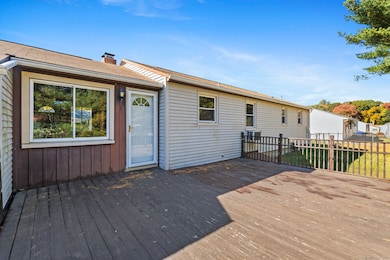 12 Riviera Dr, Enfield, CT 06082 - photo 7