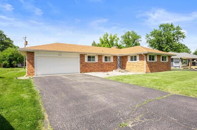 1012 W Cowing Dr, Muncie, IN 47303 - photo 2