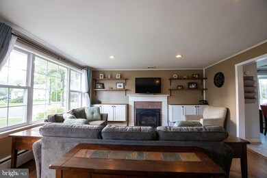 1159 Pinegrove Ave, Lansdale, PA 19446 - photo 4